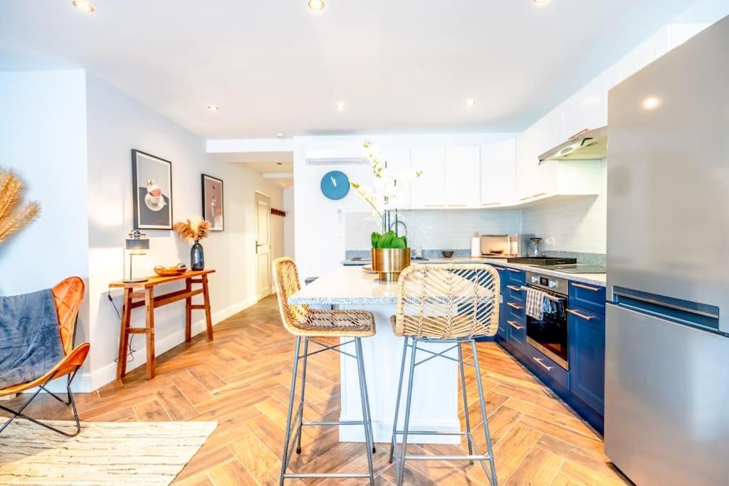 Superbe Appartement Neuf, Climatise Centre Village Le Plan-de-la-Tour ภายนอก รูปภาพ